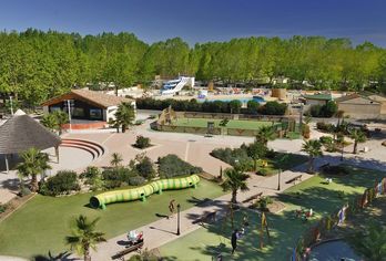 Hotel, Camping Domaine La Yole