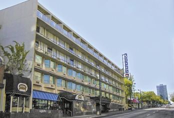 Hotel, Best Western Plus Sands Hotel