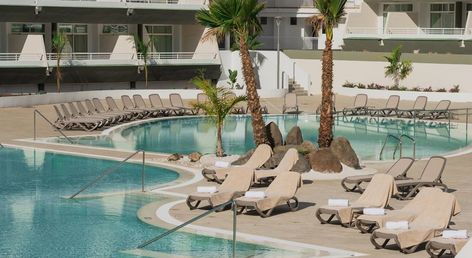 Gara Suites Golf & Spa