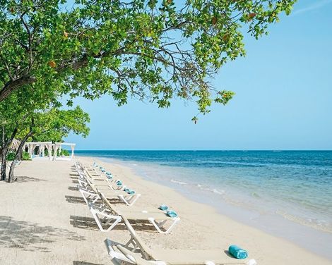 Iberostar Waves Rose Hall Beach-1