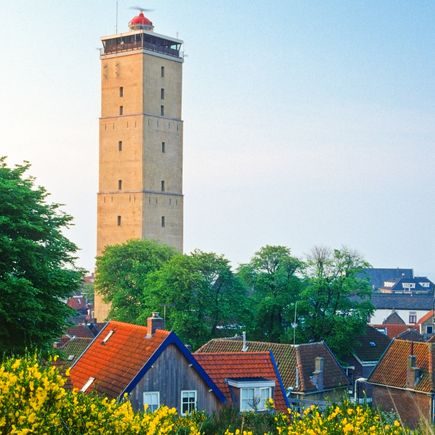 Leuchtturm aus dem 16. Jahrhundert in West-Terschelling