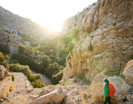 Wandernde Frau Mallorca