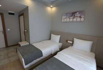 Hotel, Royal Inci Airport Hotel