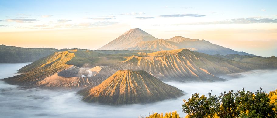 Die Vulkane des Bromo-Tengger-Semeru-Nationalparks 