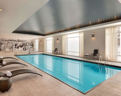 Hilton Chicago/Magnificent Mile Suites-3