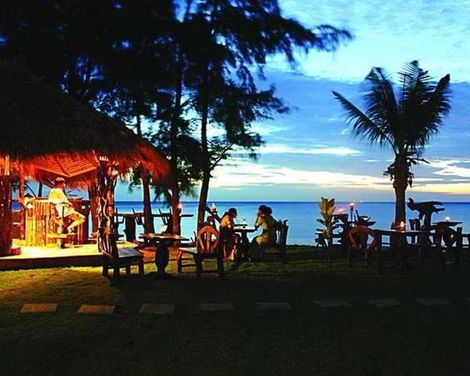 Lanta Casuarina Beach Resort-1