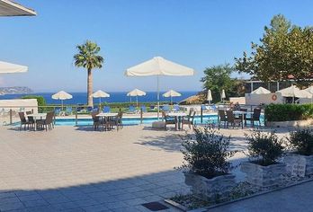 Hotel, Karavados Beach Hotel