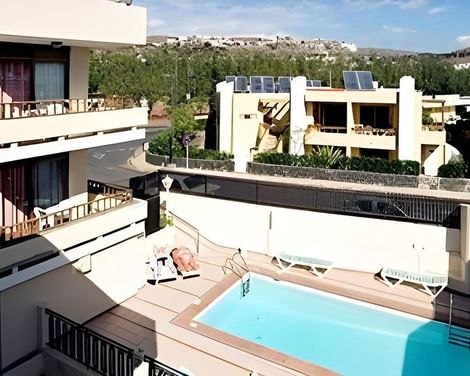 Apartamentos LIVVO Tarahal-0