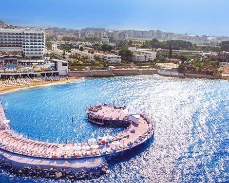 Azura Deluxe Resort & Spa Hotel-2