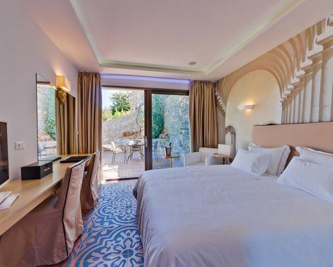 Royal Marmin Bay Boutique & Art Hotel-0