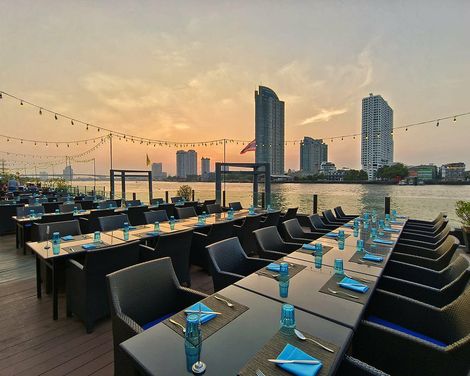 Ramada Plaza by Wyndham Bangkok Menam Riverside-4