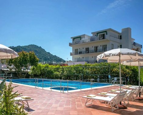 Hotel Syrene Capri-2
