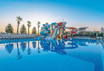 LRS Port River Hotel & Spa