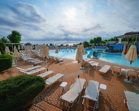 Perla Beach Holiday Club-2