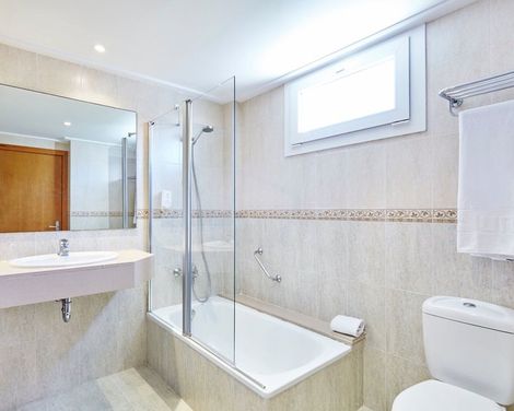 Universal Hotel Castell Royal-0