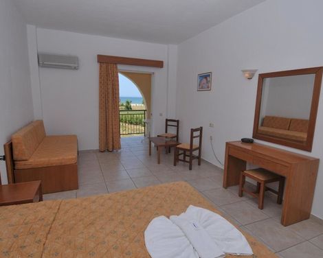 Delfina Tropic Beach-0