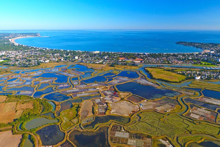 Blick auf das weitläufige La Baule Gebiet.