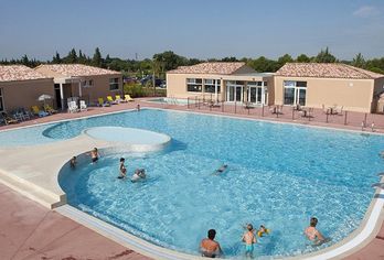 Hotel, Vacancéole - Résidence Les Demeures du Ventoux