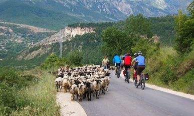 Albanien entdecken – Berge, Küste und UNESCO-Weltkultur