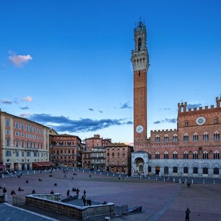 Sonnenuntergang an der Piazza del Campo, Siena