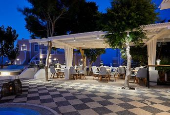 Hotel, Blue Sea Hotel & Studios