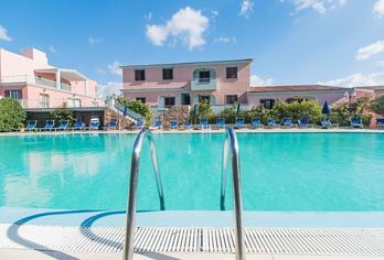 Hotel, Albergo Residenziale Gli Ontani