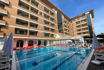 Hotel, AMH Hotel Durres