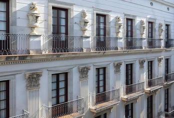 Hotel, Hotel Gótico