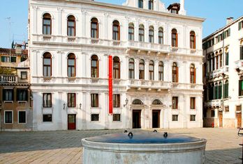 Hotel, Ruzzini Palace