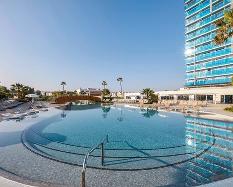 BG Tonga Tower Design Hotel & Suites-1