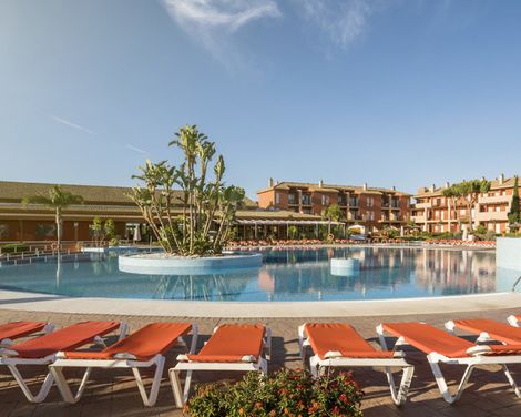 Aparthotel ILUNION Sancti Petri-3