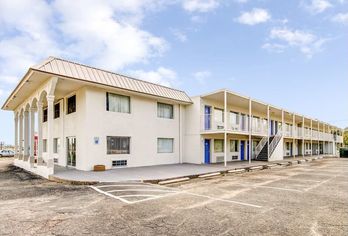 Hotel, Motel 6 Waco Lacey