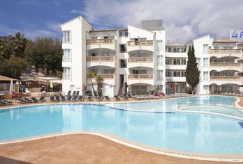 La Pérgola Aparthotel