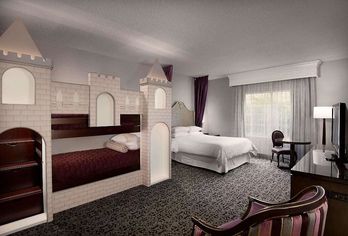 Hotel, Anaheim Majestic Garden Hotel