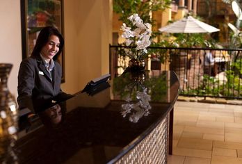 Hotel, Embassy Suites Lubbock