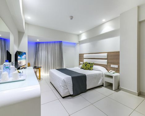 Tasia Maris Sands Hotel-4