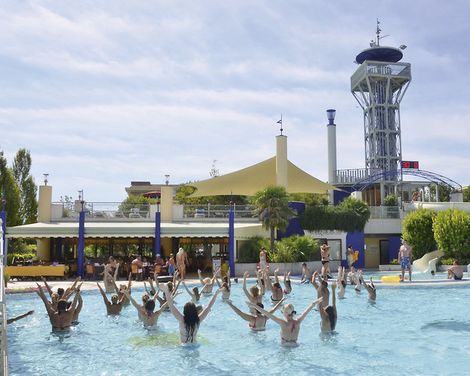 Aparthotel & Villaggio Planetarium Resort-4