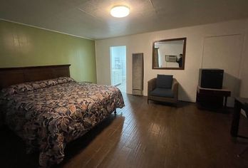 Oak Motel