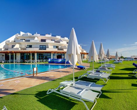 SBH Crystal Beach Hotel & Suites-1