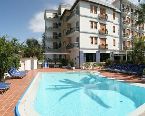 Hotel Caravel-1