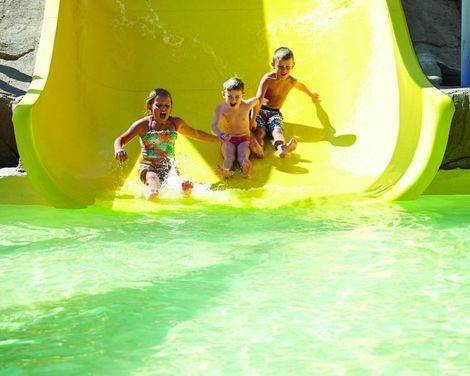 Coral Sea Aqua Club-1