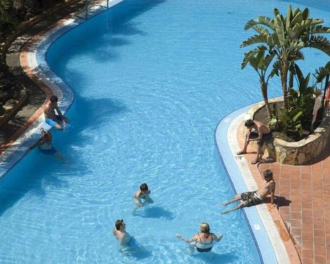 Apartamentos Marola Park-1