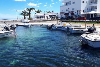Hotel, Hostal Las Arenas