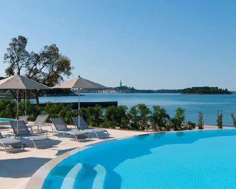 Maistra Select Amarin Resort-4