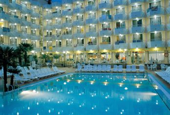 Hotel, Hotel GHT Oasis Tossa & SPA