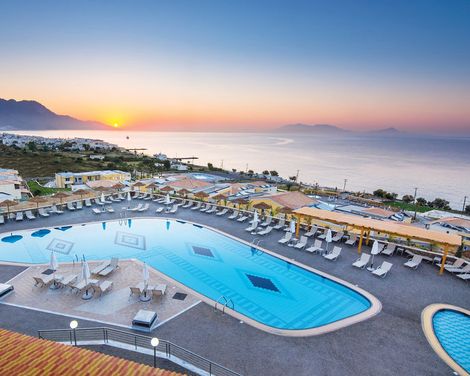 Grand Blue Beach Hotel-4