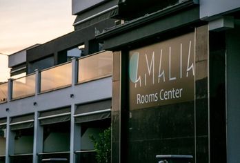 Hotel, Amalia Center
