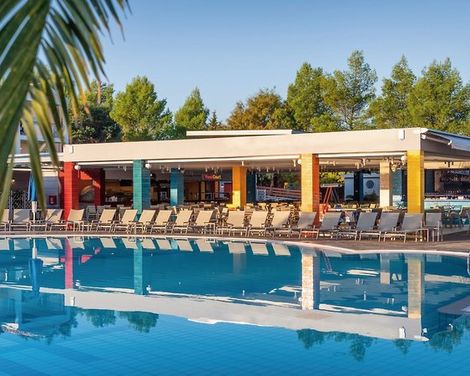 Mareblue Beach Corfu Resort-3