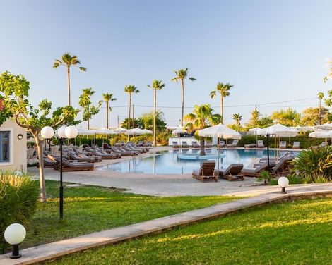 Emerald Oasis Glampotel by Azul Collection-1