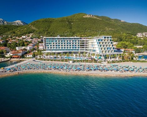 Carine Hotel Kumbor-0